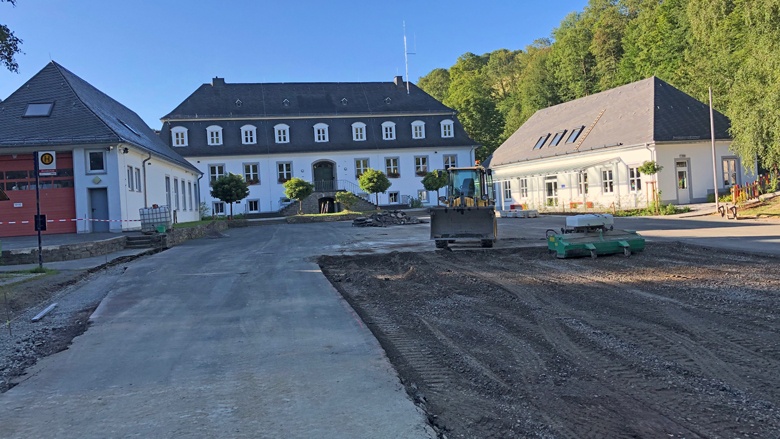 Erneuerung des Schulhofes in Oberkirchen